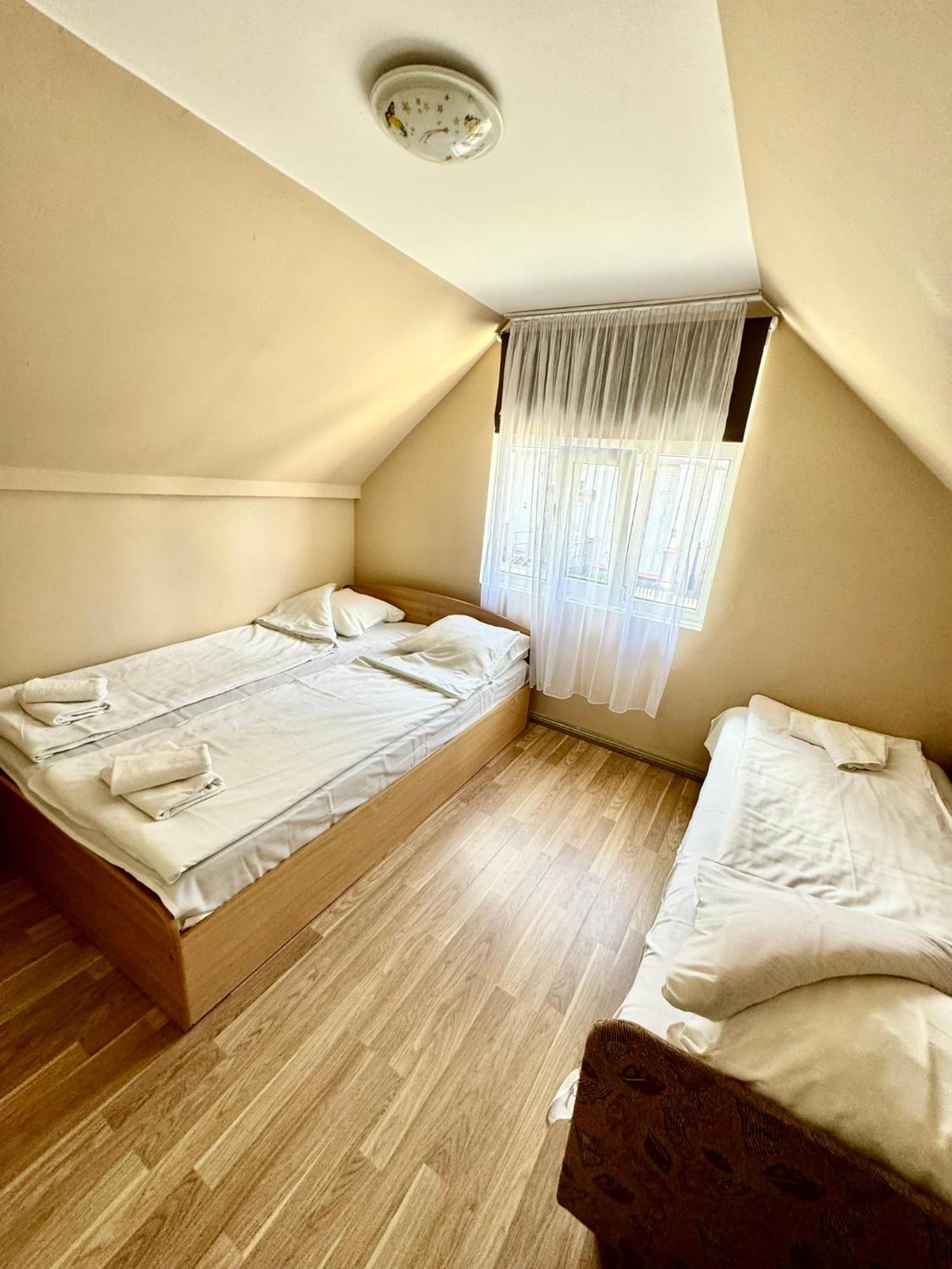 Sunrise Apartments Jūrkalne Kültér fotó