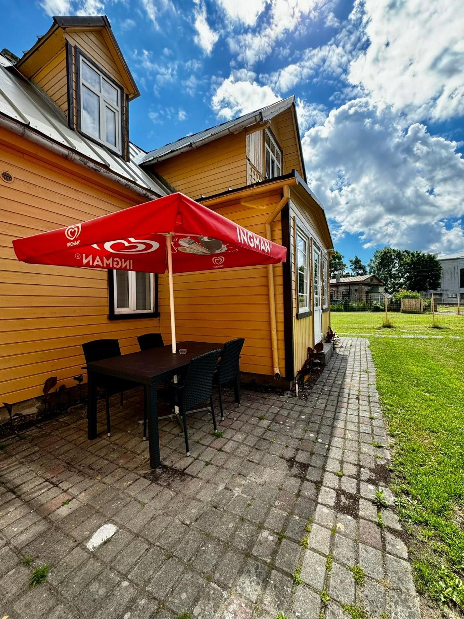 Sunrise Apartments Jūrkalne Kültér fotó
